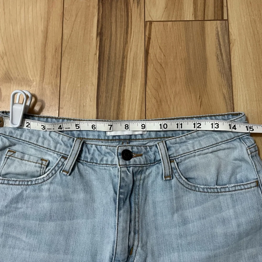 Flying Monkey Crop Distressed Denim Jeans Light Wash Inseam 23.5” Size 27
